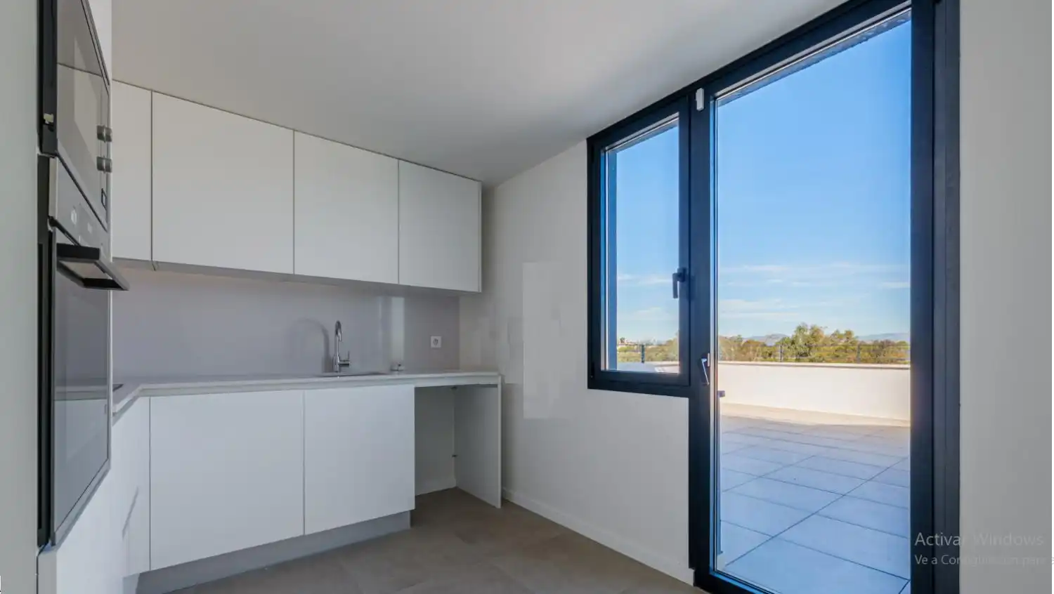 Küche von Dachboden zum Verkauf in Torremolinos mit Klimaanlage, Terrasse und Abstellraum