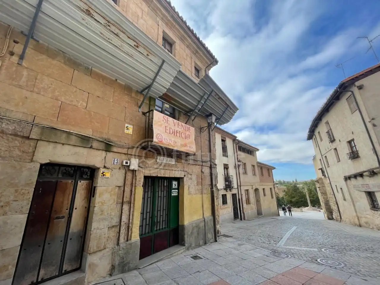 Vista exterior de Edifici en venda en Salamanca