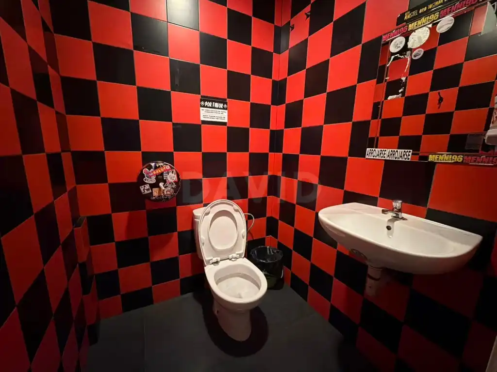 Badezimmer von Geschaftsraum zum Verkauf in Barcelona