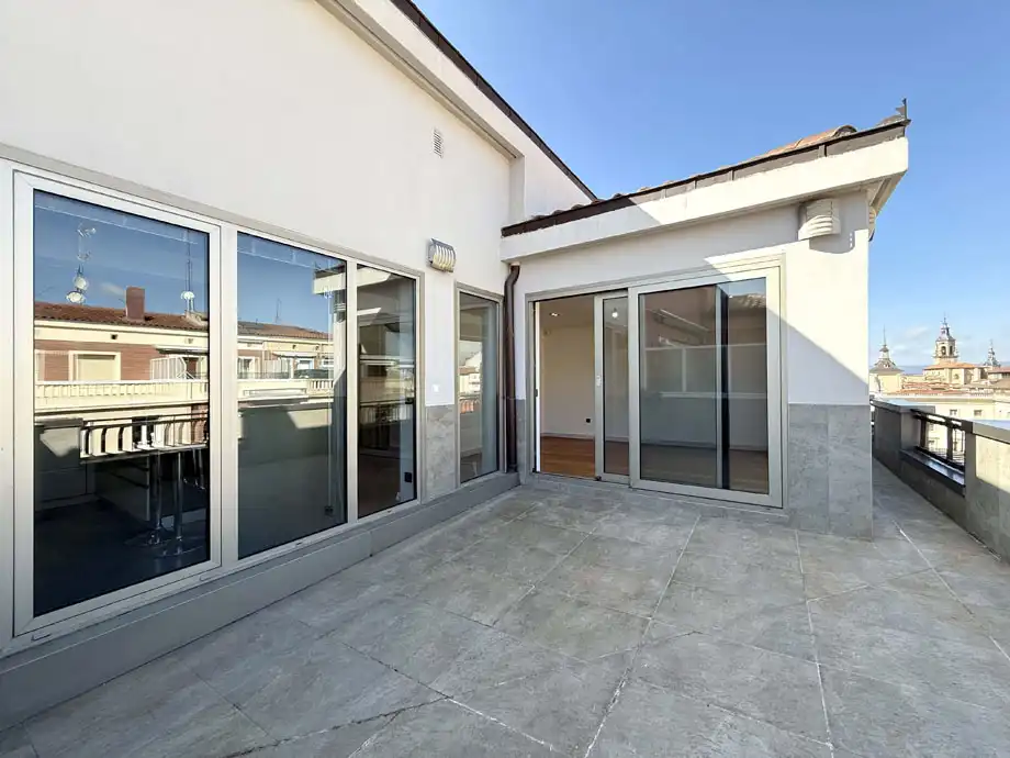 Terraza de Piso en venta en Vitoria - Gasteiz con Calefacción, Terraza y Trastero