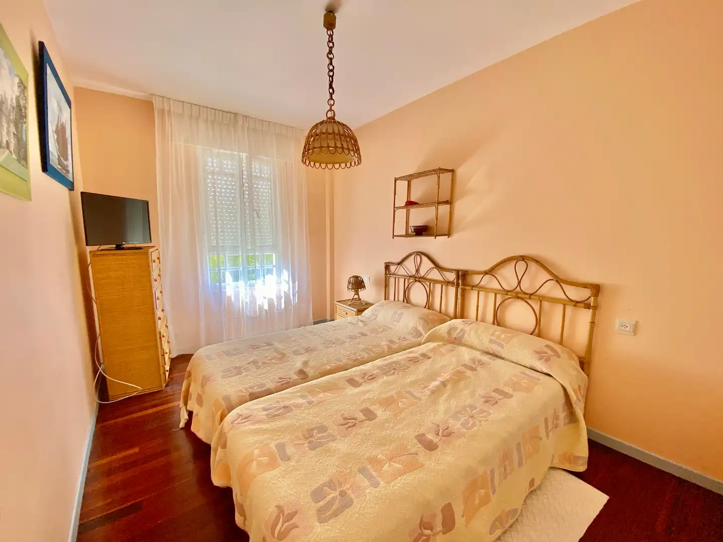 Schlafzimmer von Einfamilien-Reihenhaus zum Verkauf in O Grove   mit Privatgarten, Terrasse und Abstellraum