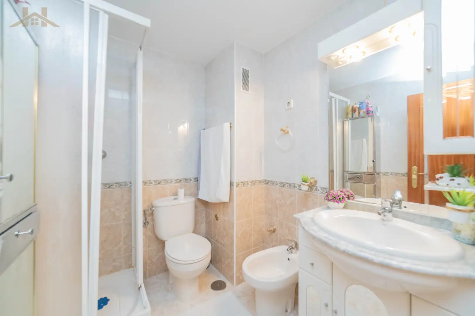 Baño de Piso en venta en Navalcarnero con Terraza, Amueblado y Horno