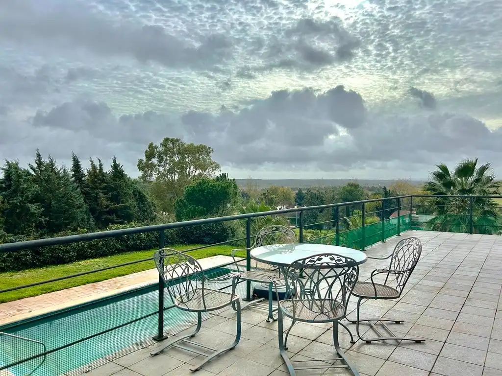 Terrassa de Casa o xalet en venda en Badajoz amb Aire condicionat, Calefacció i Jardí privat