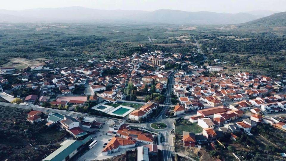 Exterior view of Premises for sale in Pozuelo de Zarzón