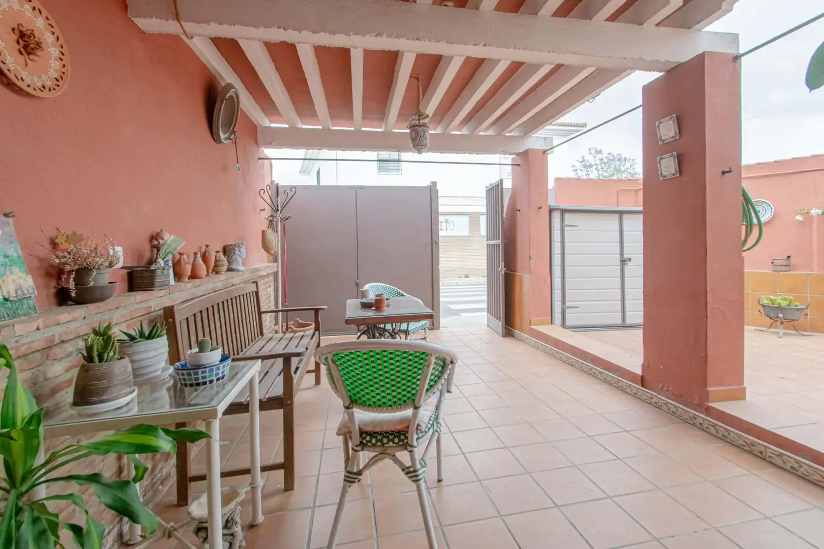 Terraza de Casa adosada en venta en Gines con Aire acondicionado, Jardín privado y Trastero