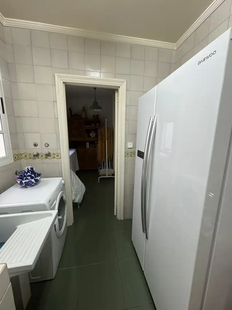 Kitchen of Flat for sale in Sevilla  with Air Conditioner, Heating and Terrace