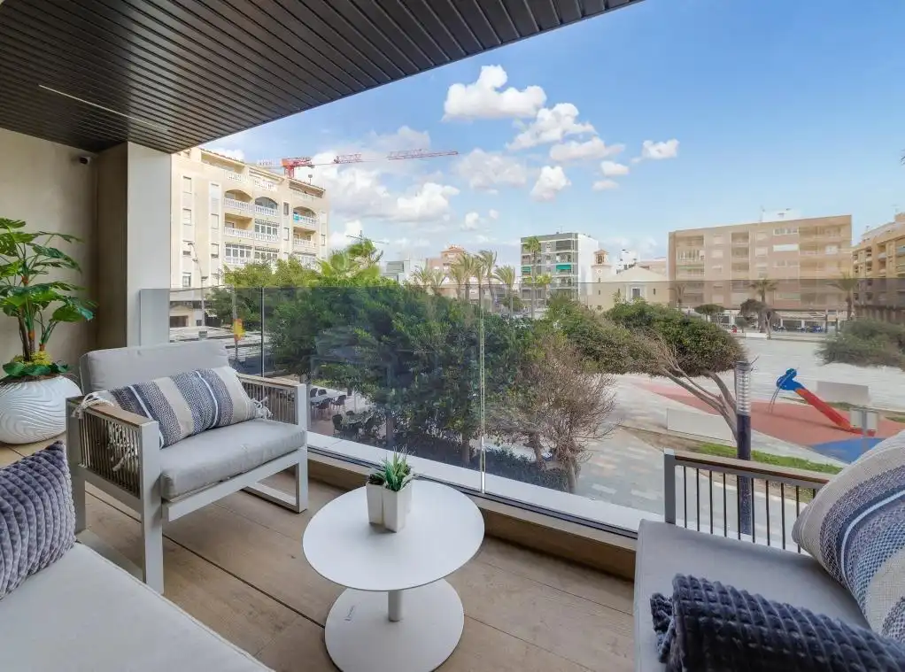 Apartament amb terrassa en venda a Calle San Juan, imagen 2