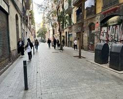 Piso en Venta en Joaquin Costa en El Raval