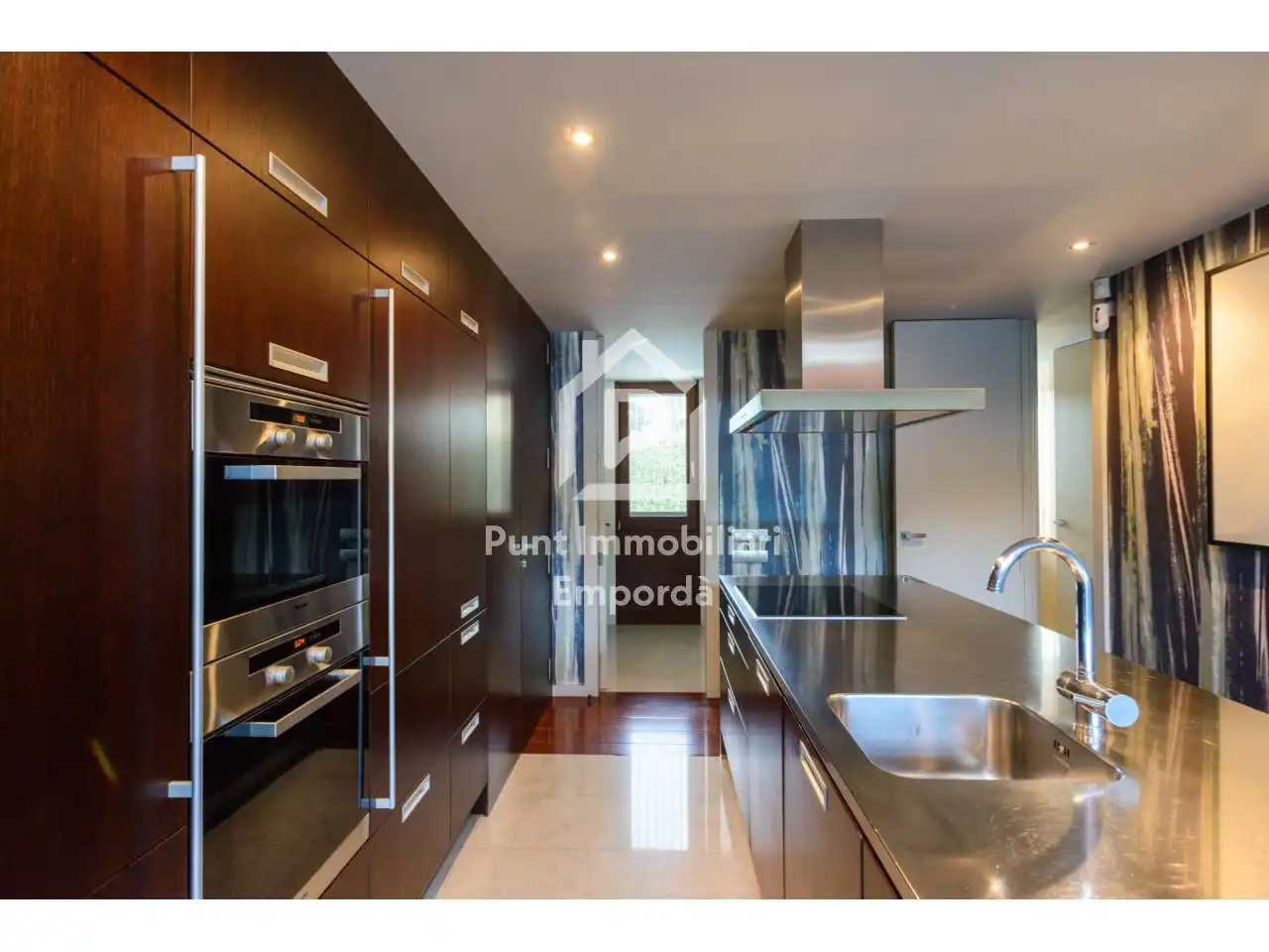 Villa con piscina in vendita a Avenida Olimpia, imagen 8