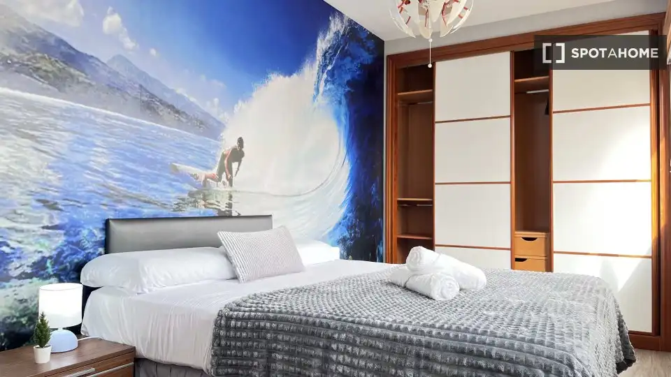 Schlafzimmer von Wohnung zur Miete in Valencia mit Klimaanlage, Heizung und Möbliert