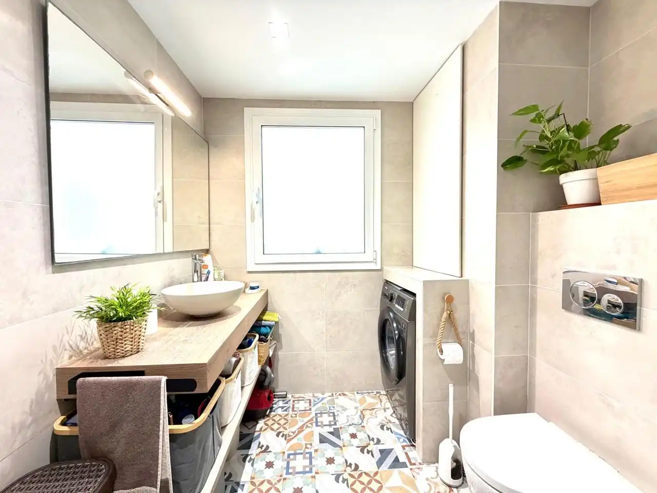 Bathroom of Flat for sale in Arenys de Mar  with Air Conditioner and Furnished