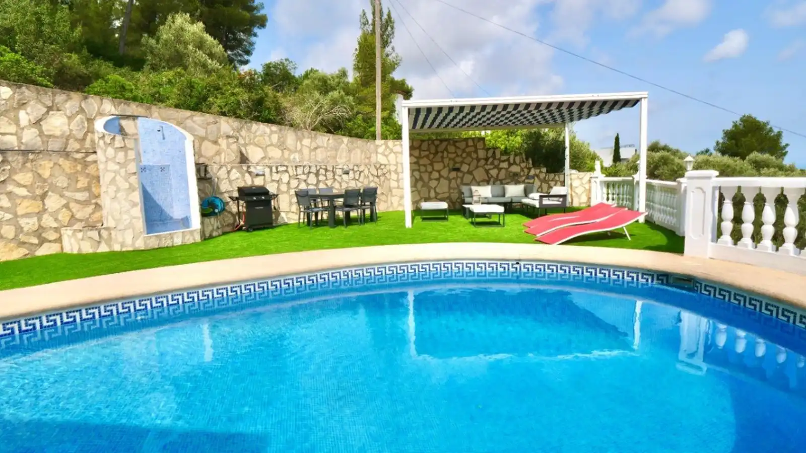 Piscina de Casa o chalet en venta en Dénia con Aire acondicionado, Calefacción y Jardín privado