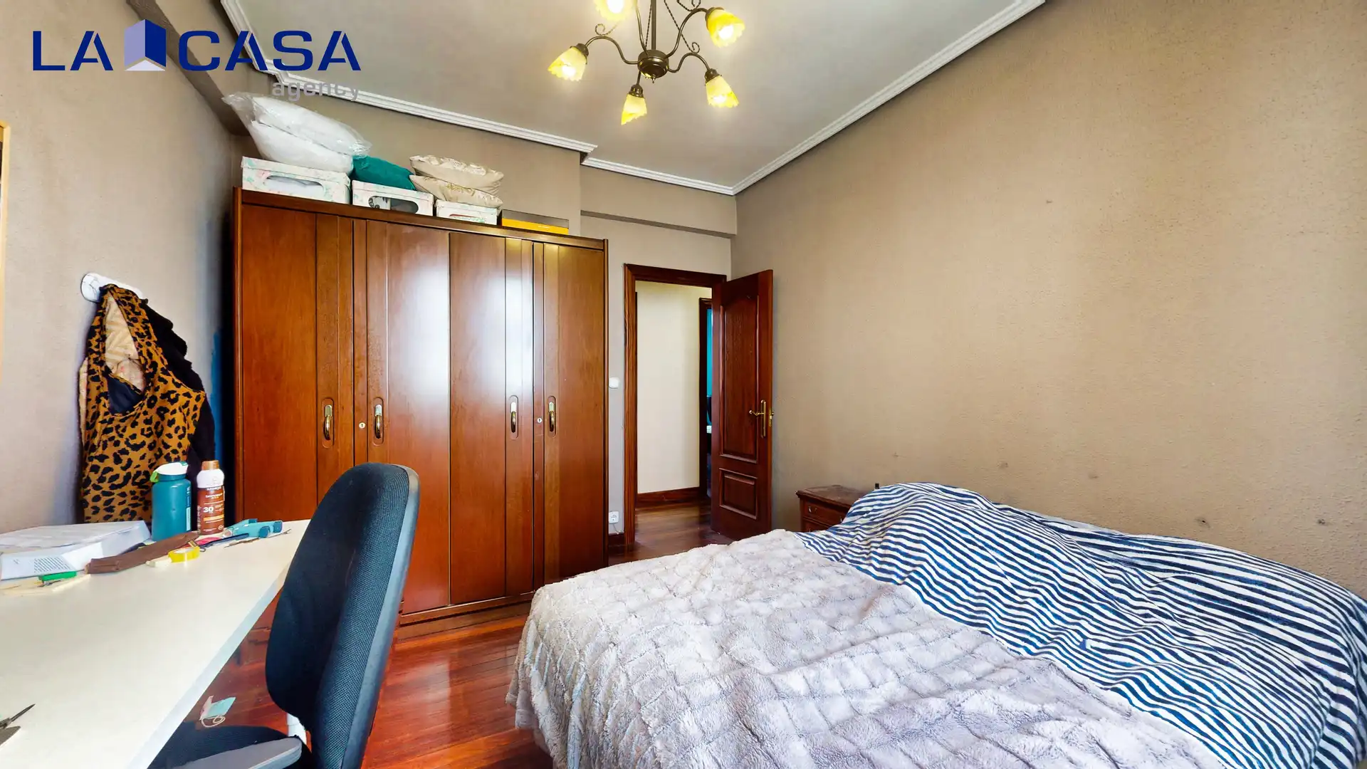Habitación de Piso en venta en Bilbao  con Balcón