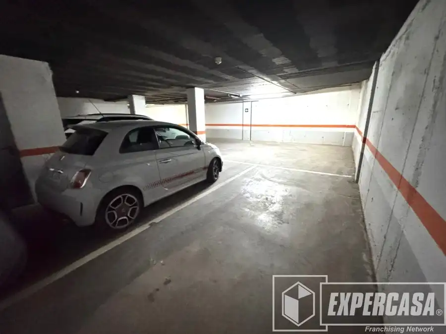 Parking de Piso en venta en Valencia con Parquet y Trastero