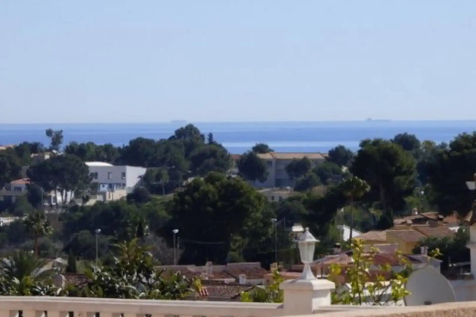 Vista exterior de Casa o xalet en venda en L'Alfàs del Pi amb Aire condicionat, Calefacció i Terrassa