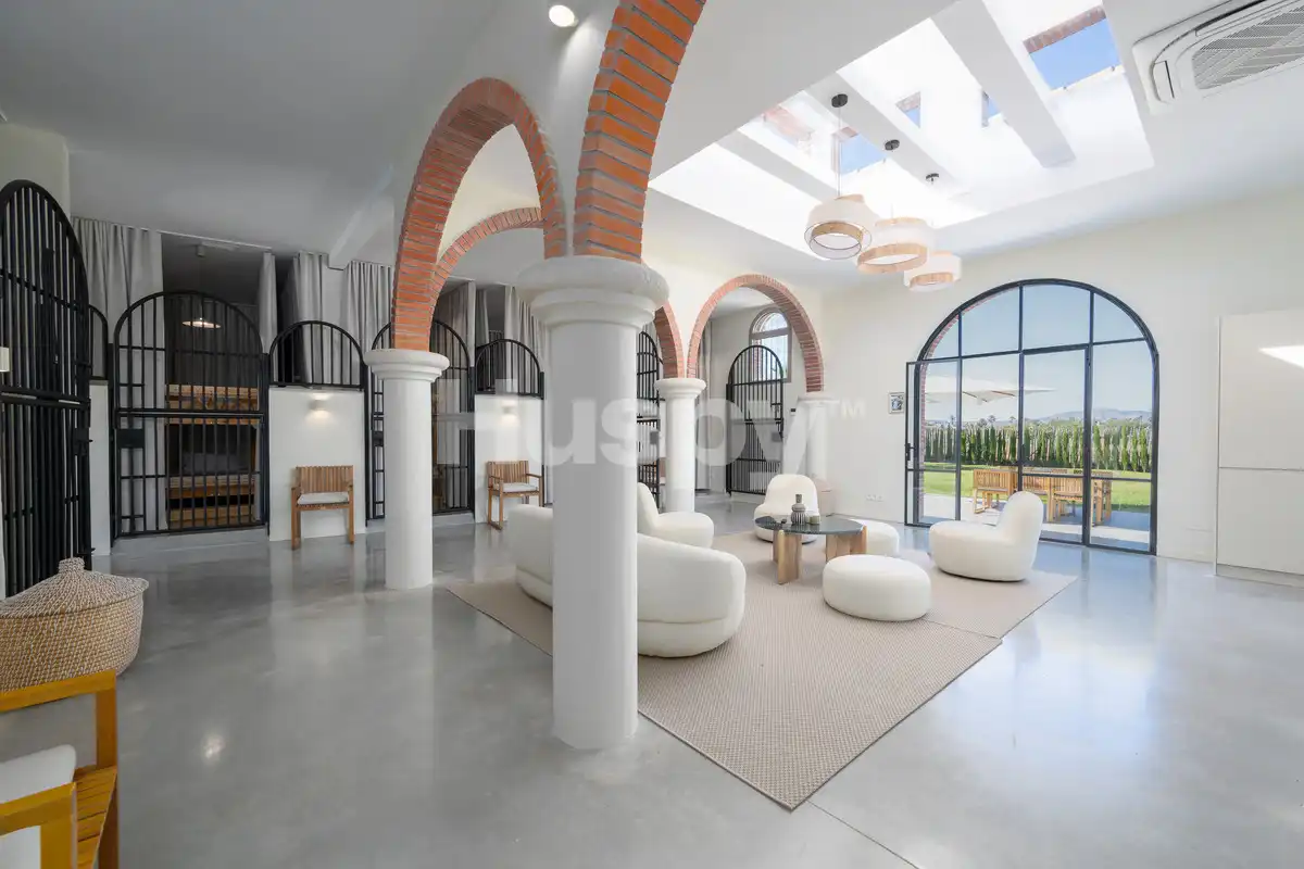 Sala d'estar de Casa o xalet en venda en Elche / Elx amb Aire condicionat, Calefacció i Jardí privat
