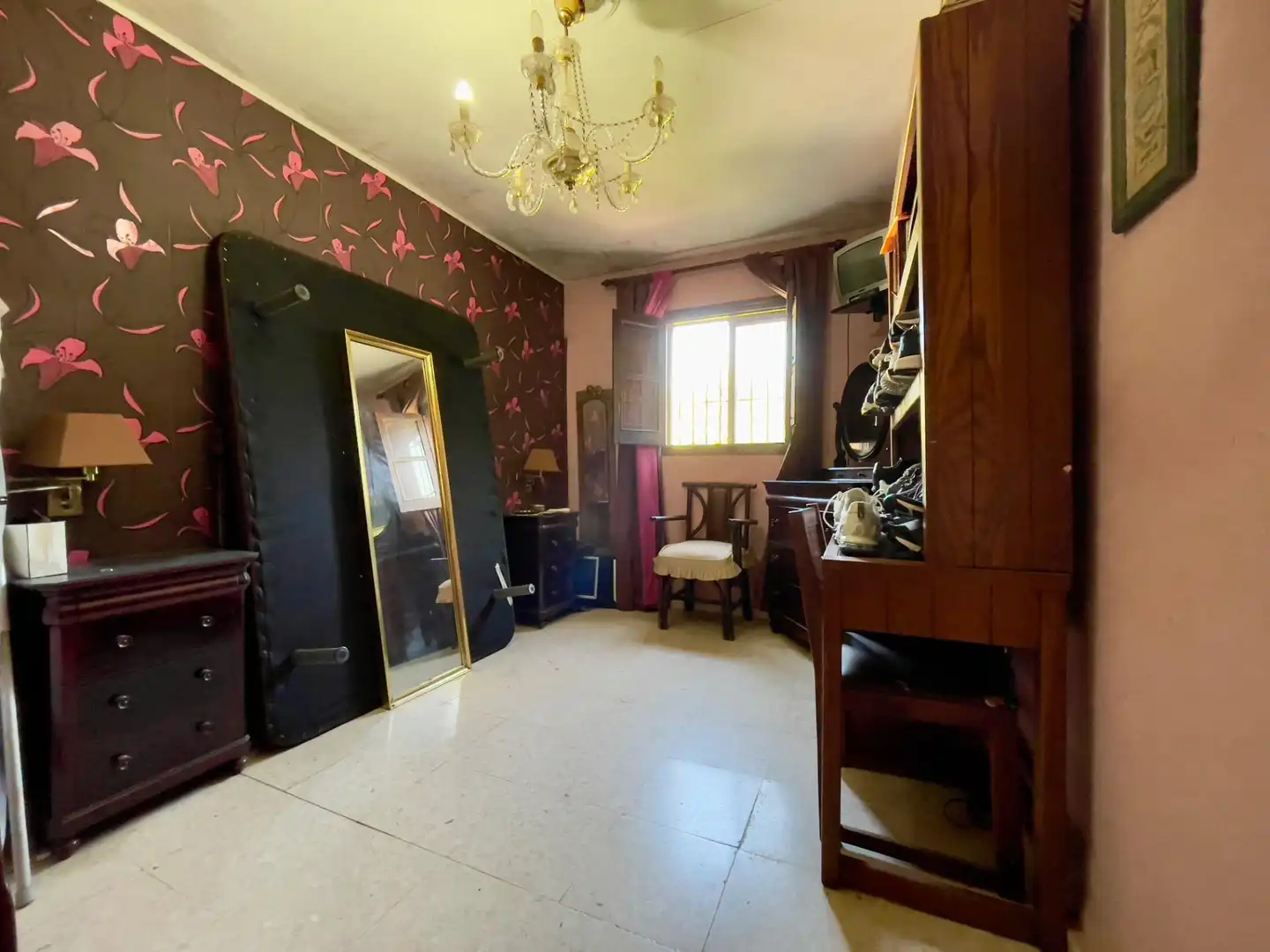Dormitori de Casa adosada en venda en Chiclana de la Frontera amb Aire condicionat, Jardí privat i Terrassa