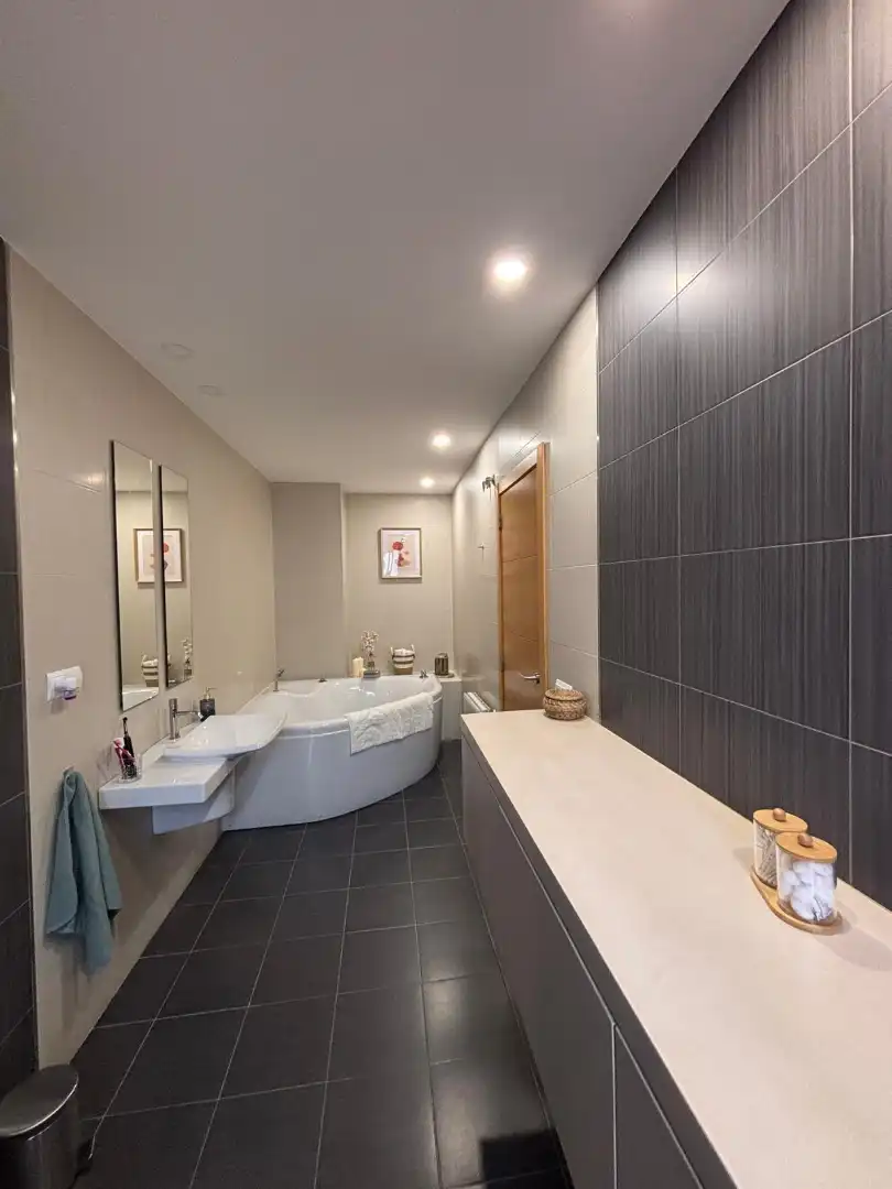 Badezimmer von Haus oder Chalet zum Verkauf in Alginet mit Klimaanlage, Heizung und Terrasse