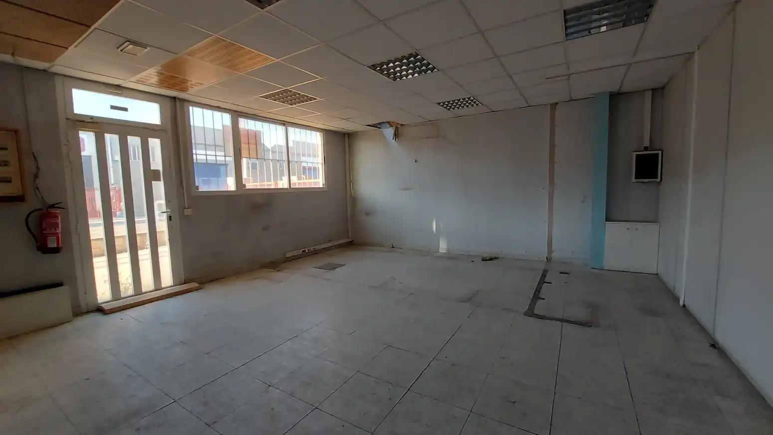 Nau industrial de lloguer en  Logroño