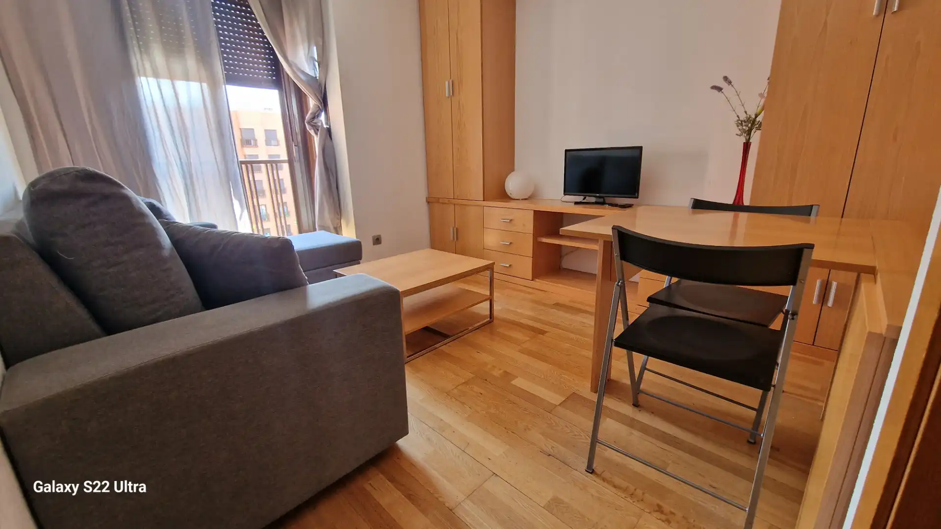 Apartamento de alquiler en Calle de Belfast, 13, Rejas