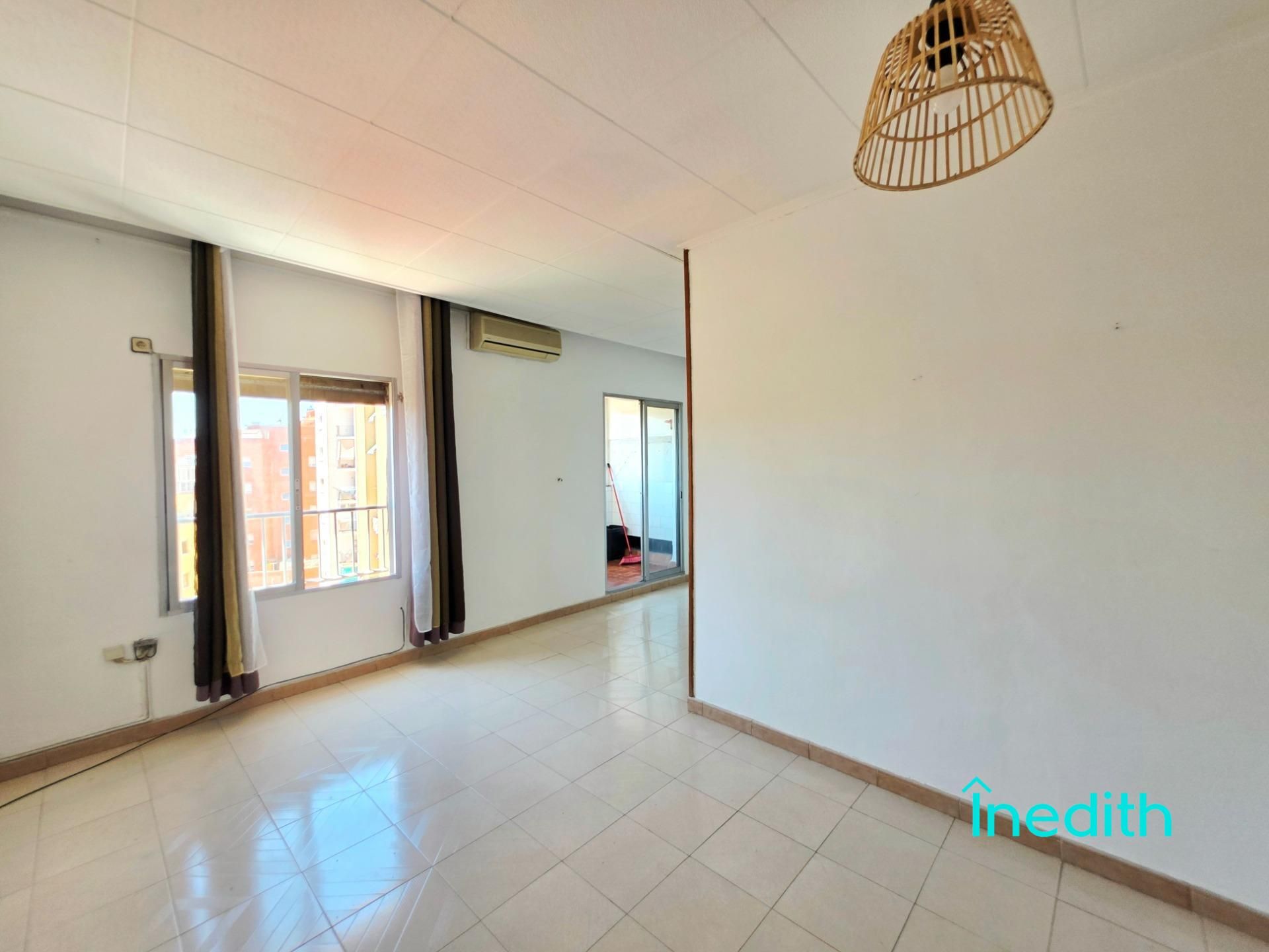 Flat for sale in Carrer Carrer de la Riera de la Creu, Centre