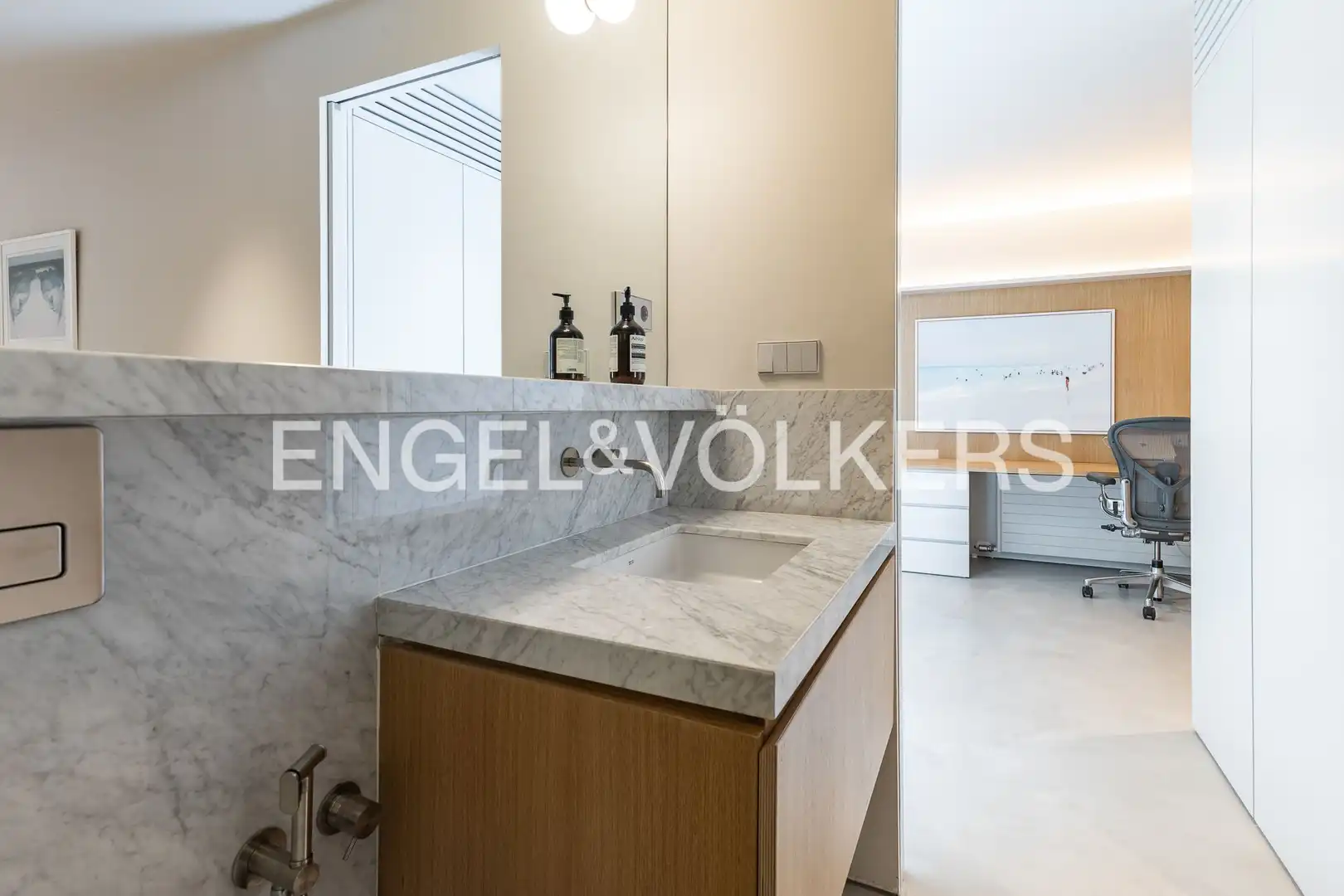 Bathroom of Houses for rent in Barcelona  with Air Conditioner, Heating and Private garden