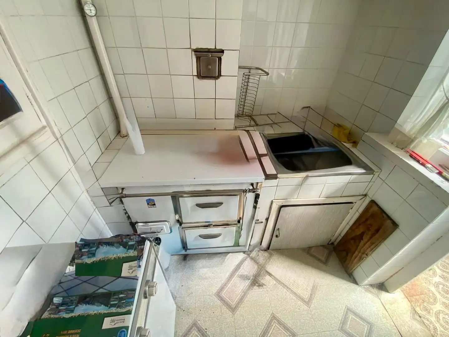 Kitchen of Flat for sale in La Pola de Gordón   with Storage room and Furnished