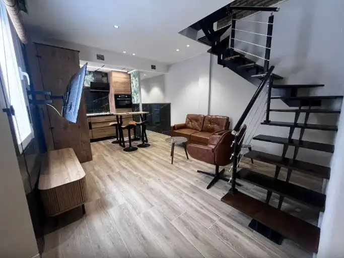 Flat for rent in Zaragoza  with Heating, Parquet flooring and Furnished