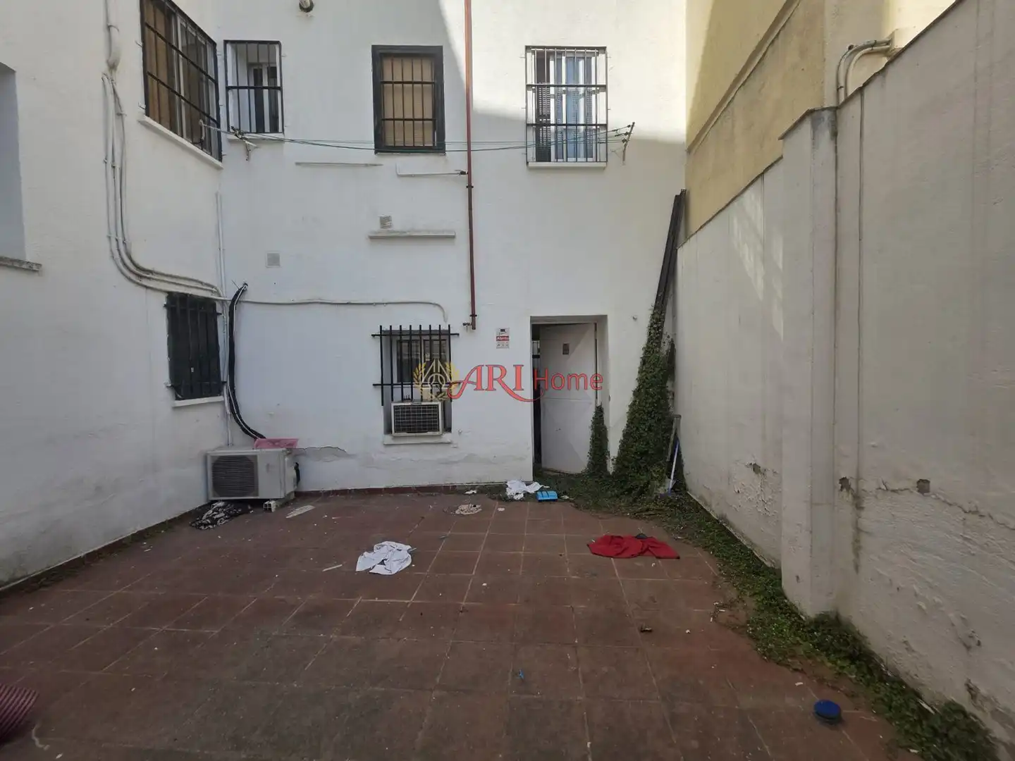 Vista exterior de Local de alquiler en Madrid con Aire acondicionado y Amueblado