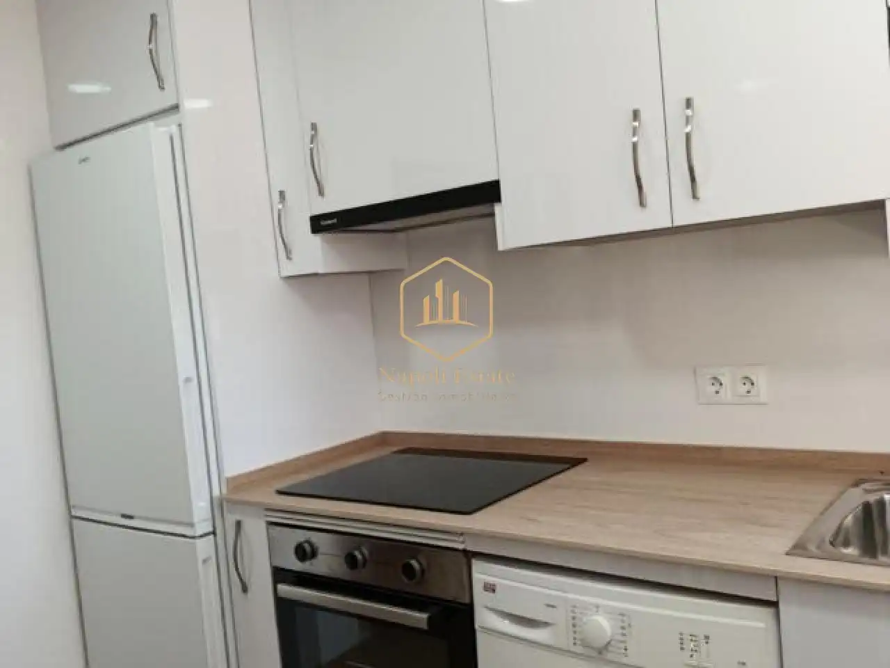 Küche von Wohnung zur Miete in Carretera de Cádiz
