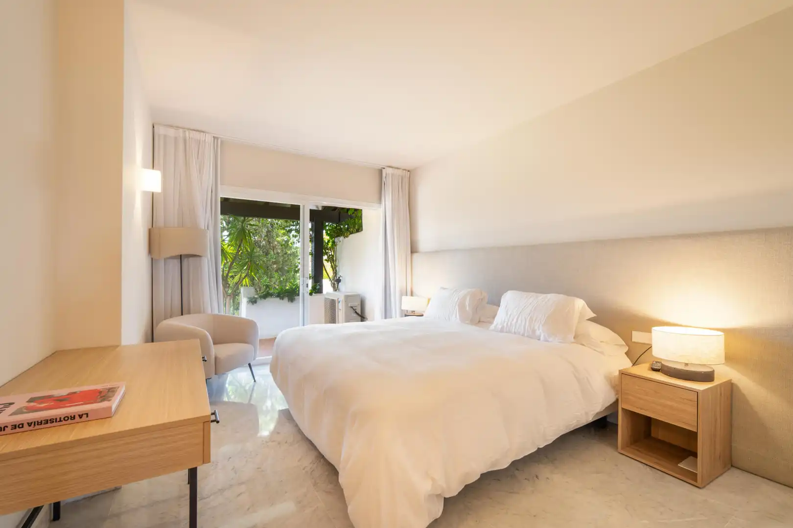 Apartament amb terrassa en venda a Milla de Oro, imagen 8