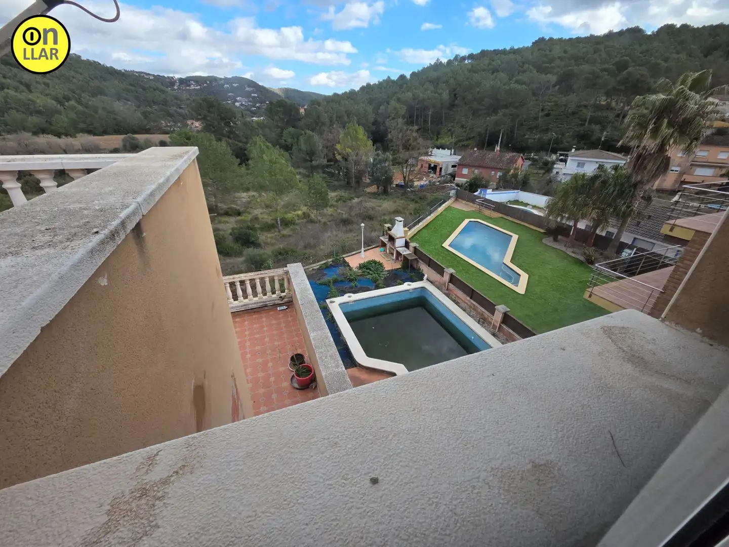 Piscina de Casa o xalet en venda en Canyelles amb Piscina comunitària
