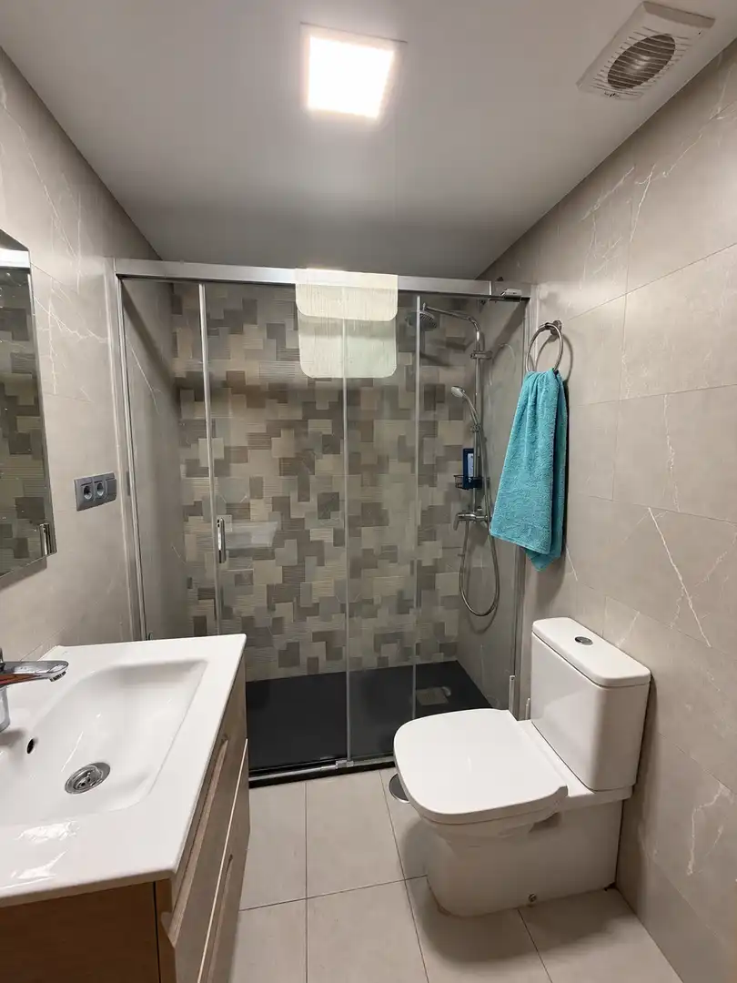 Baño de Piso en venta en Teatinos - Universidad