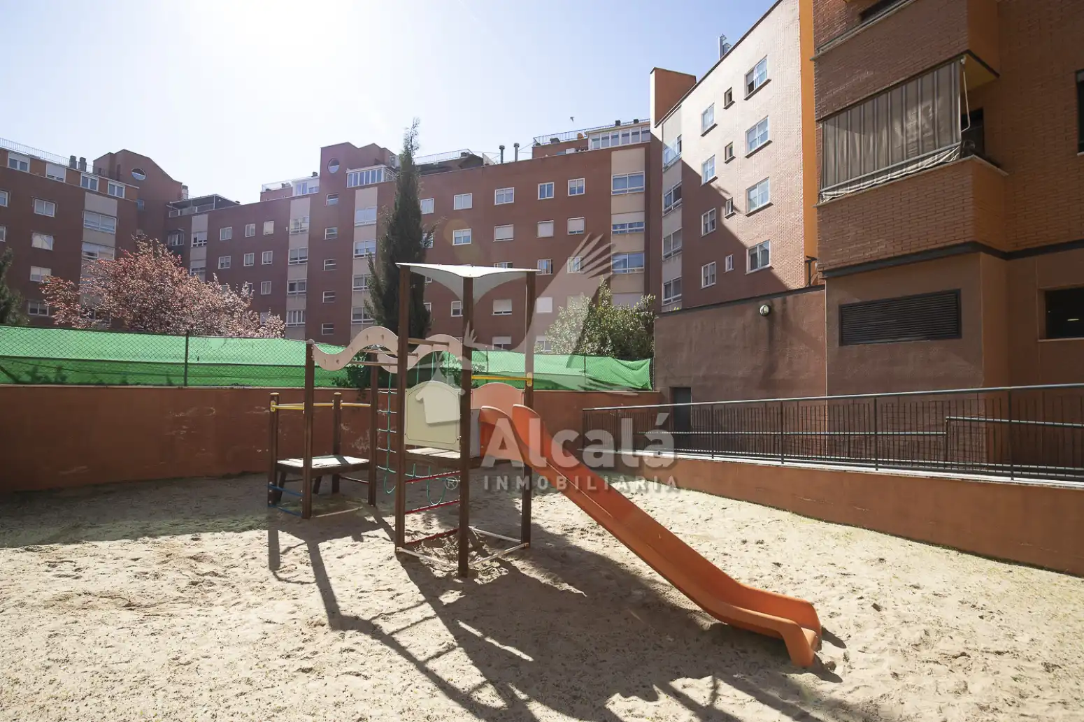 Garden of Flat for sale in Alcalá de Henares  with Air Conditioner, Heating and Private garden
