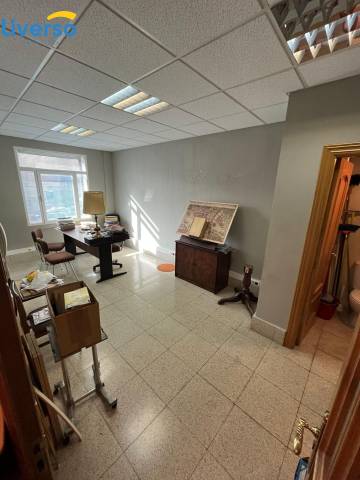 Local comercial en Alquiler en Los Vadillos - R. Sanitaria - Pozanos