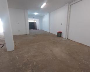 Building for sale in Algeciras