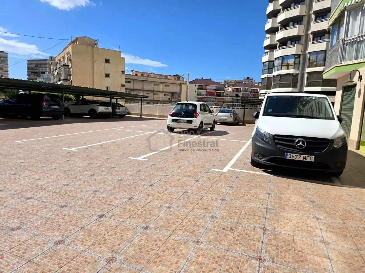 Piso con ascensor en venta en Avenida Emilio Ortuño, imagen 8
