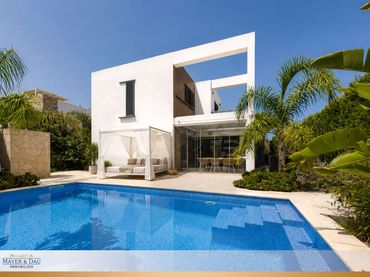 Casa con balcón en venta en Cala Murada