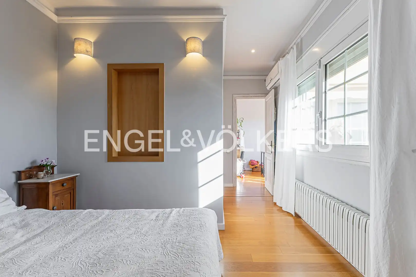 Bedroom of Duplexes for sale in Barcelona  with Air Conditioner, Heating and Private garden