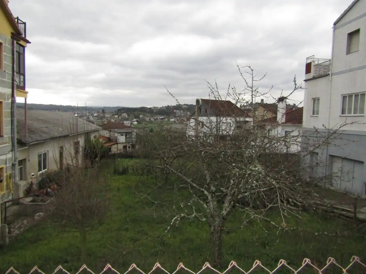 Casa o xalet en venda en Ourense Capital  amb Calefacció, Jardí privat i Balcó