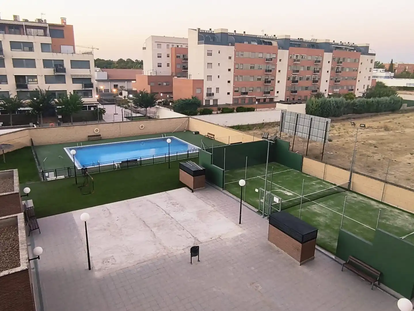 Piscina de Estudio de alquiler en Nuevo Hospital