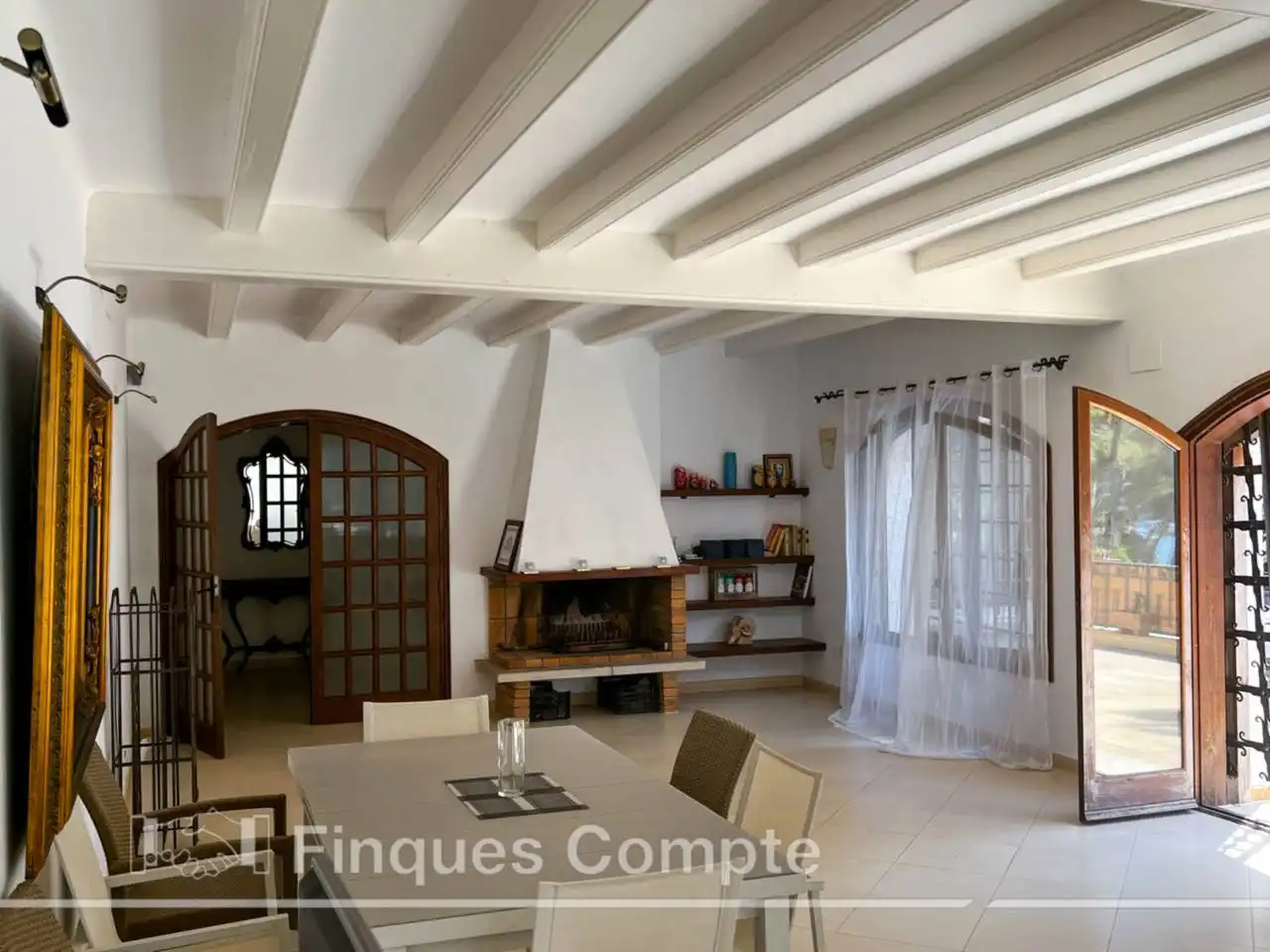 Comedor de Casa o chalet en venta en Roda de Berà con Jardín privado, Terraza y Piscina