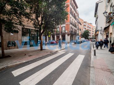 Local comercial en venda a calatrava