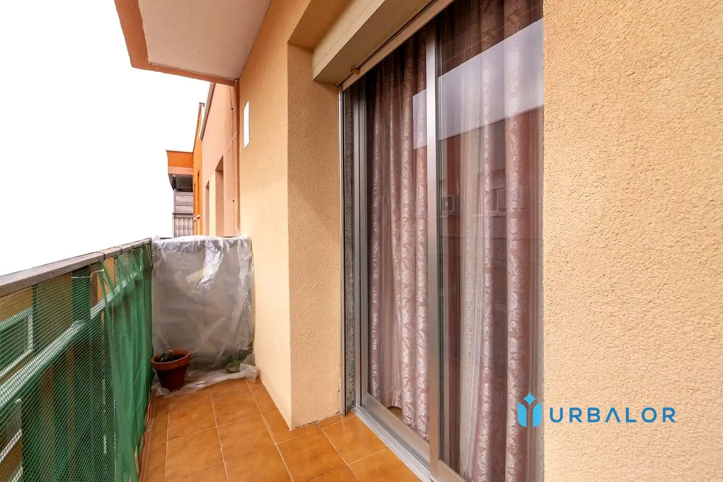 Terraza de Piso en venta en Alcorcón con Calefacción, Terraza y Alarma
