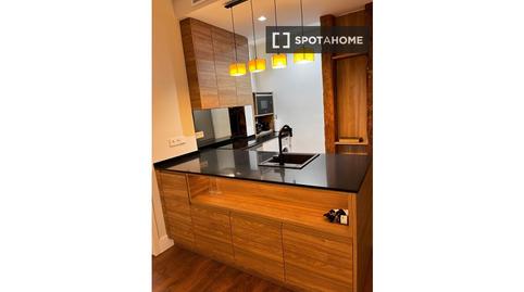 Foto 2 de Apartamento para compartir en Cortes - Huertas, Madrid