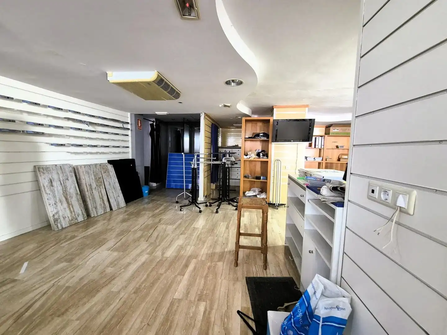 Locale commerciale in vendita a Loja, imagen 3