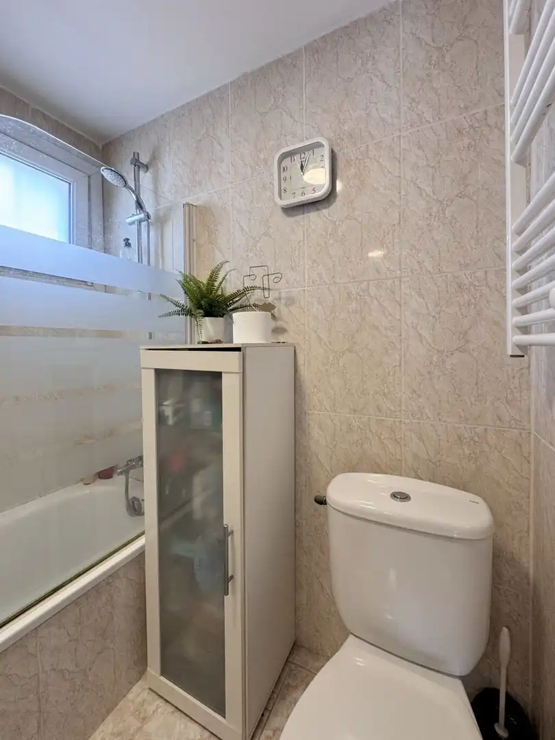 Bany de Planta baixa en venda en Mijas amb Terrassa, Piscina i Piscina comunitària