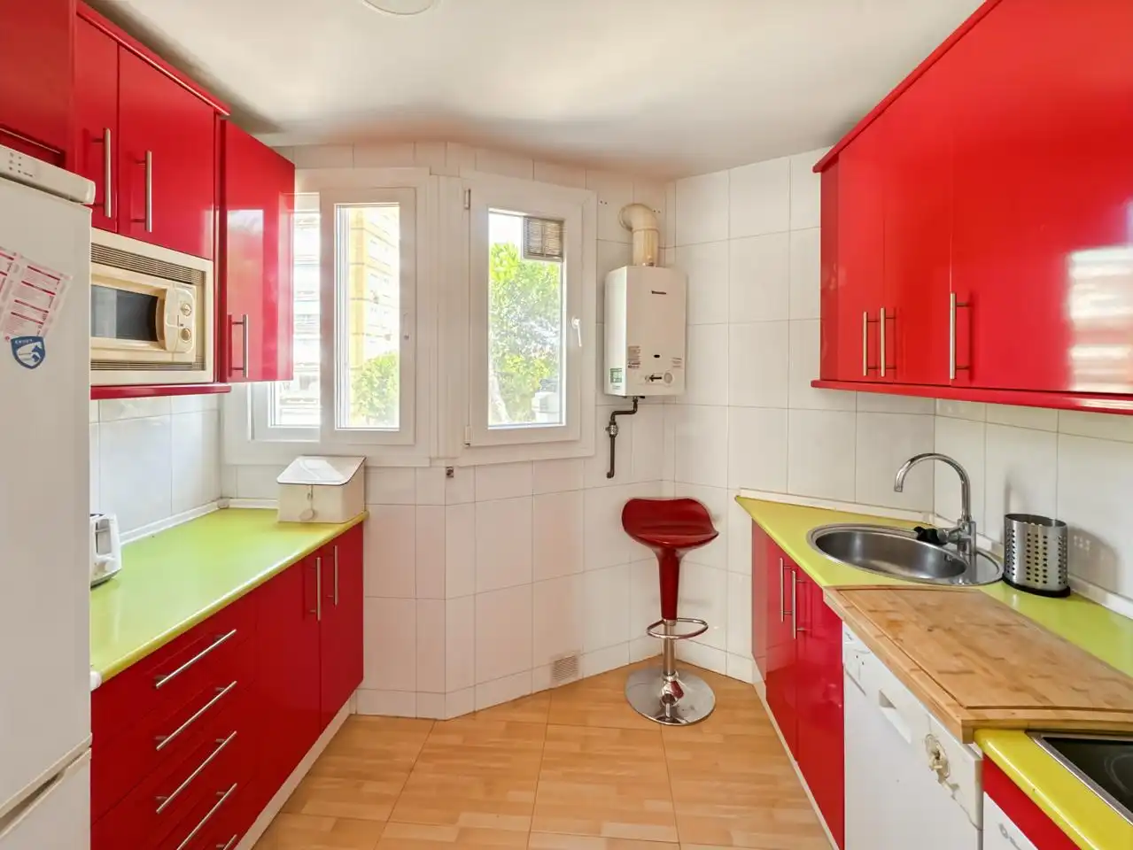 Kitchen of Flat for rent in Madrid  with Air Conditioner, Heating and Terrace