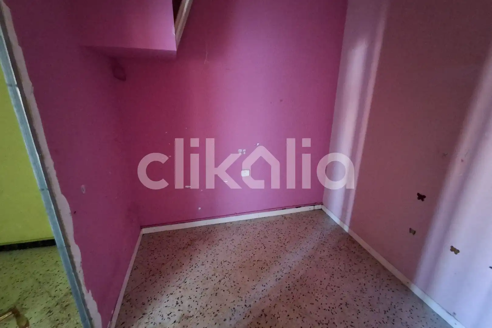 Schlafzimmer von Einfamilien-Reihenhaus zum Verkauf in Sabadell mit Terrasse