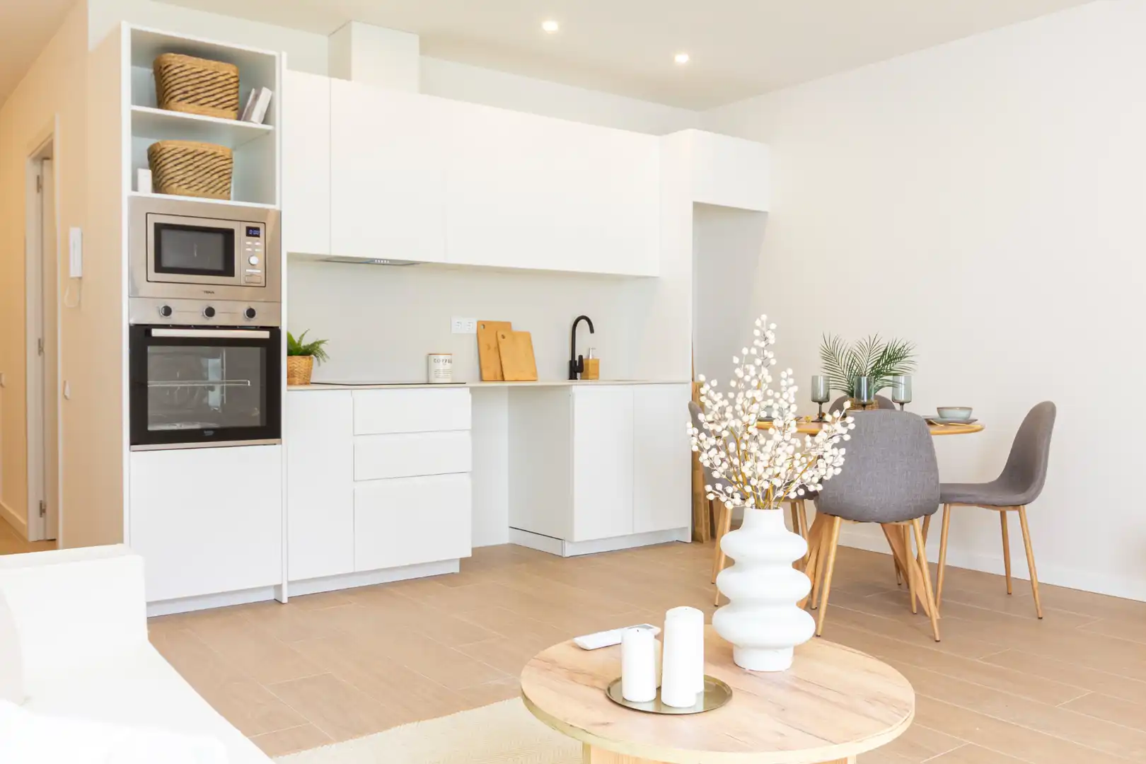 Kitchen of Houses for sale in Terrassa  with Heating, Parquet flooring and Oven